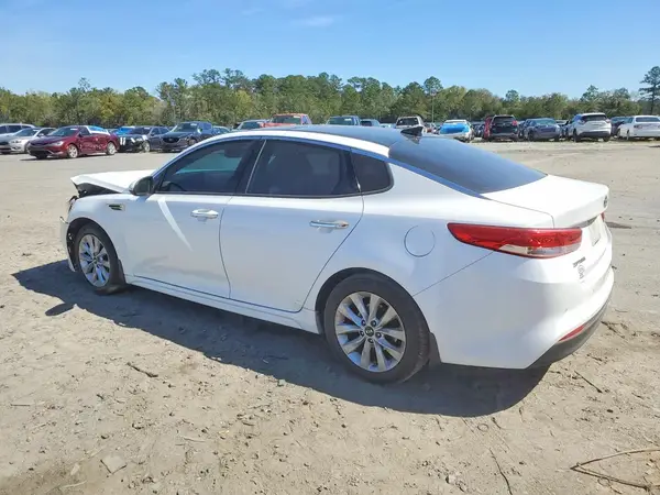 5XXGU4L36GG040141 2016 KIA OPTIMA - Image 2