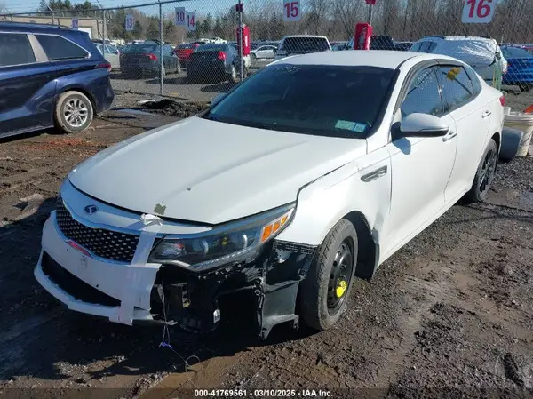 5XXGU4L36GG044173 2016 KIA OPTIMA - Image 2