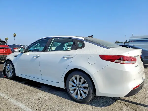 5XXGU4L36GG044710 2016 KIA OPTIMA - Image 2
