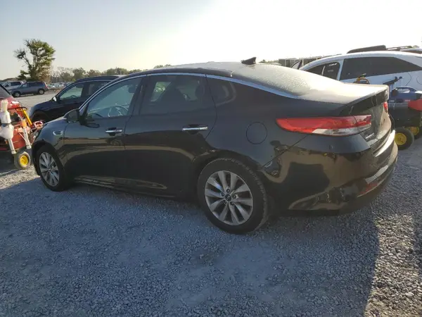 5XXGU4L36GG045033 2016 KIA OPTIMA - Image 2