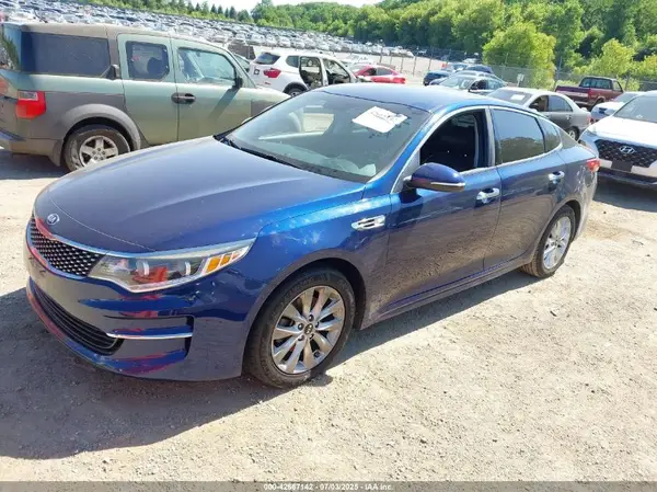 5XXGU4L36GG046845 2016 KIA OPTIMA - Image 2