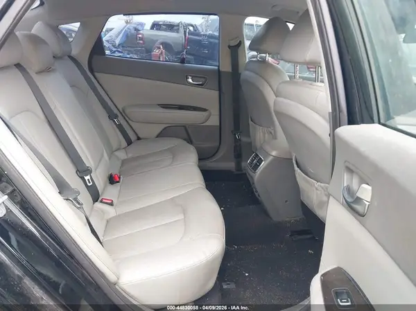 5XXGU4L36GG051415 2016 KIA OPTIMA - Image 8