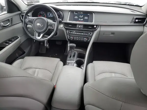 5XXGU4L36GG077920 2016 KIA OPTIMA - Image 8