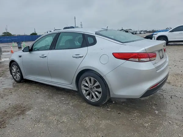 5XXGU4L36GG078856 2016 KIA OPTIMA - Image 2