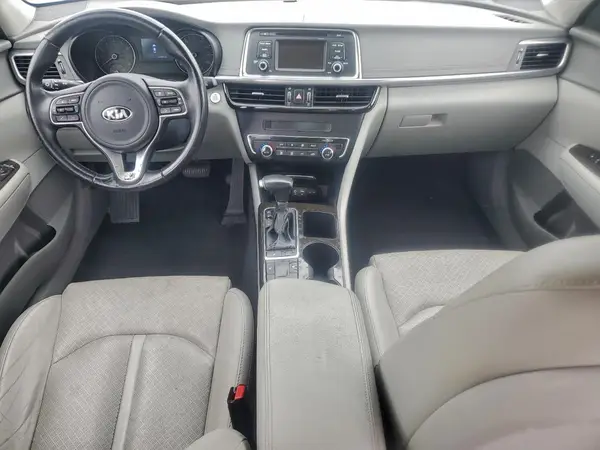 5XXGU4L36GG078856 2016 KIA OPTIMA - Image 8