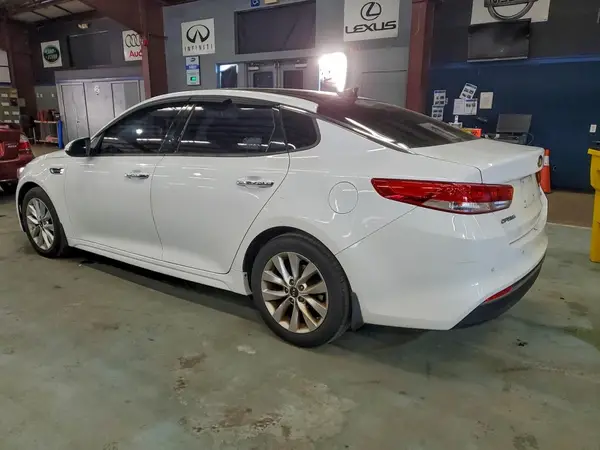 5XXGU4L36GG085080 2016 KIA OPTIMA - Image 2