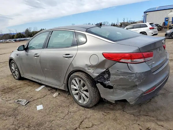 5XXGU4L36GG085726 2016 KIA OPTIMA - Image 2