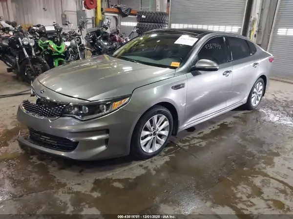 5XXGU4L36GG093003 2016 KIA OPTIMA - Image 2