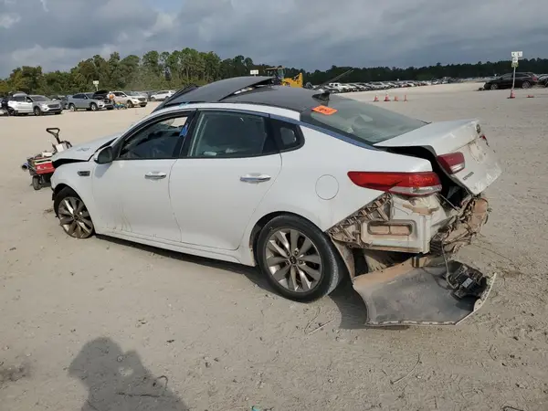 5XXGU4L36GG099965 2016 KIA OPTIMA - Image 2