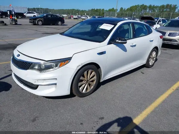 5XXGU4L36GG103920 2016 KIA OPTIMA - Image 2