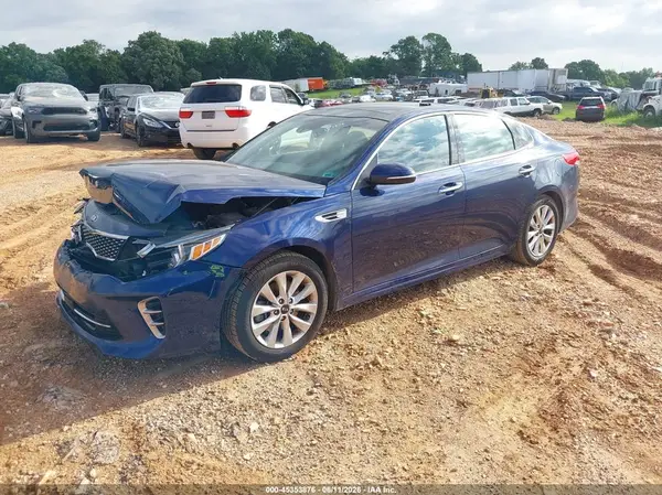 5XXGU4L36HG134814 2017 KIA OPTIMA - Image 2