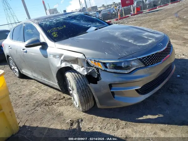 5XXGU4L36HG143321 2017 KIA OPTIMA - Image 1