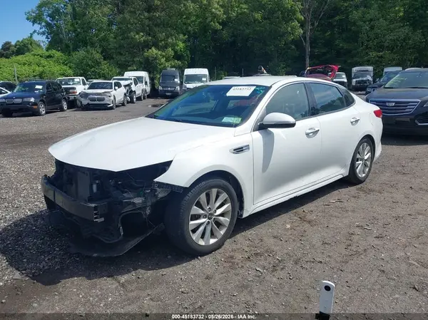 5XXGU4L36HG154464 2017 KIA OPTIMA - Image 2