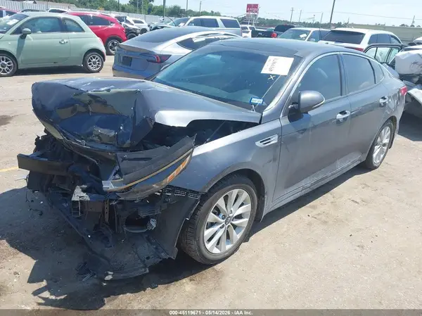5XXGU4L36HG160510 2017 KIA OPTIMA - Image 2