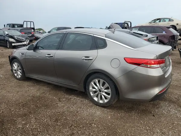 5XXGU4L36HG164444 2017 KIA OPTIMA - Image 2