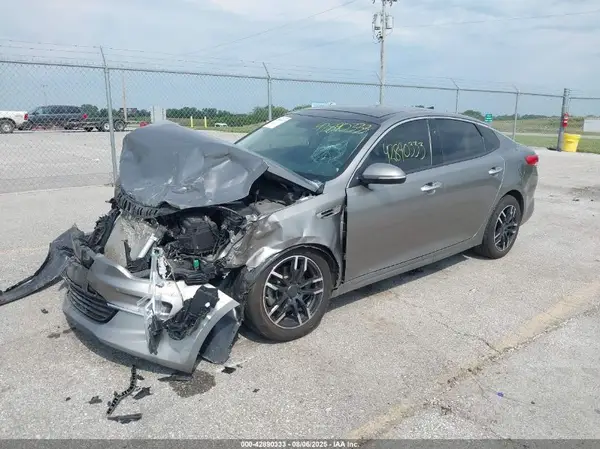 5XXGU4L36HG166954 2017 KIA OPTIMA - Image 2