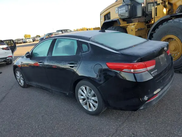 5XXGU4L36HG175184 2017 KIA OPTIMA - Image 2