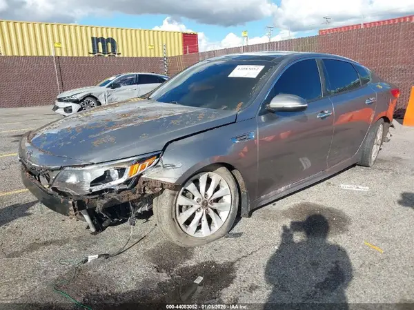 5XXGU4L36HG175492 2017 KIA OPTIMA - Image 2