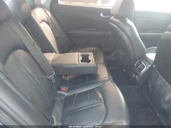 5XXGU4L36JG182223 2018 KIA OPTIMA - Image 8