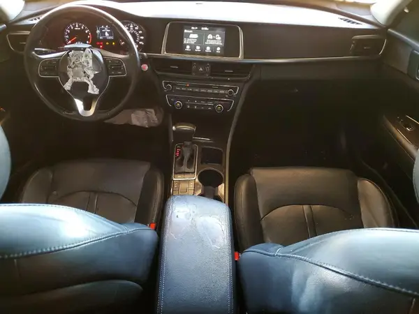 5XXGU4L36JG185574 2018 KIA OPTIMA - Image 8