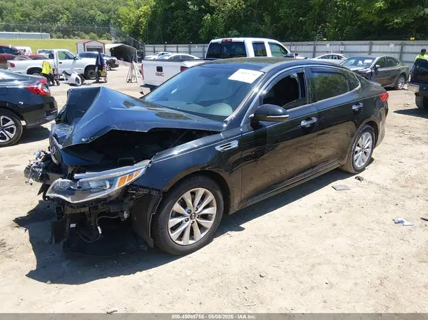 5XXGU4L36JG198745 2018 KIA OPTIMA - Image 2