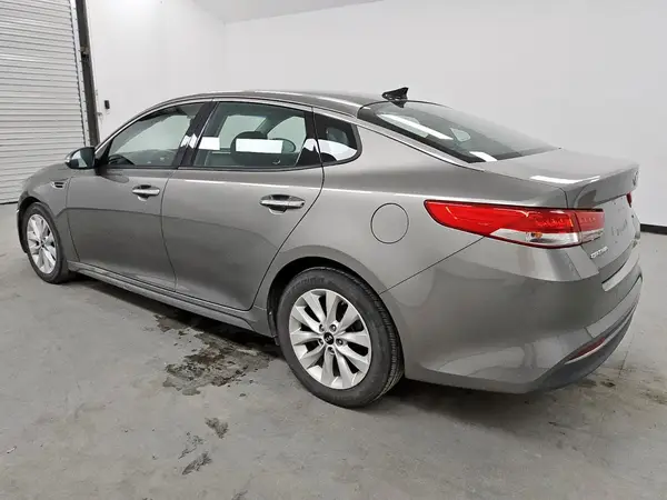 5XXGU4L36JG199295 2018 KIA OPTIMA - Image 2