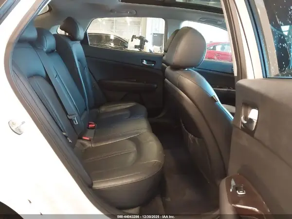 5XXGU4L36JG205130 2018 KIA OPTIMA - Image 8