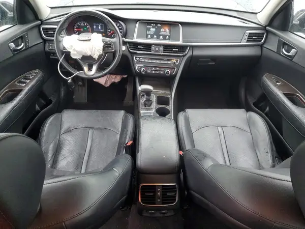 5XXGU4L36JG210621 2018 KIA OPTIMA - Image 8