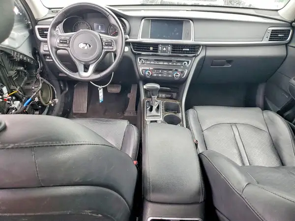 5XXGU4L36JG216421 2018 KIA OPTIMA - Image 8