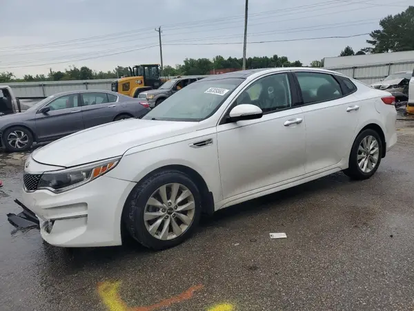 5XXGU4L36JG223286 2018 KIA OPTIMA - Image 1