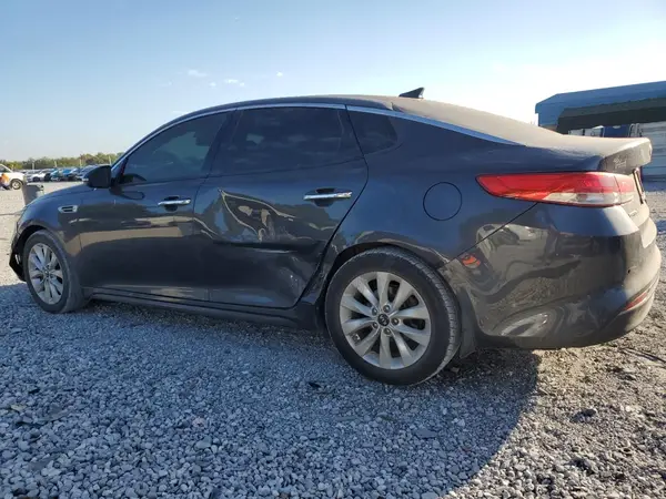 5XXGU4L36JG225023 2018 KIA OPTIMA - Image 2
