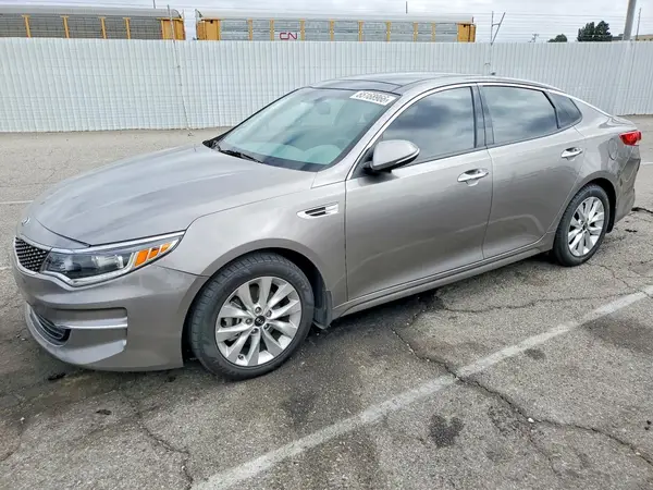 5XXGU4L36JG234188 2018 KIA OPTIMA - Image 1