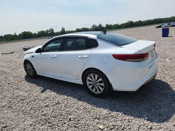 5XXGU4L36JG246650 2018 KIA OPTIMA - Image 2