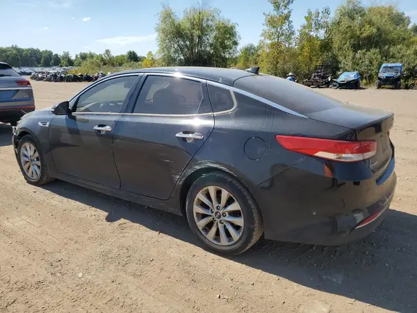 5XXGU4L36JG256952 2018 KIA OPTIMA - Image 2