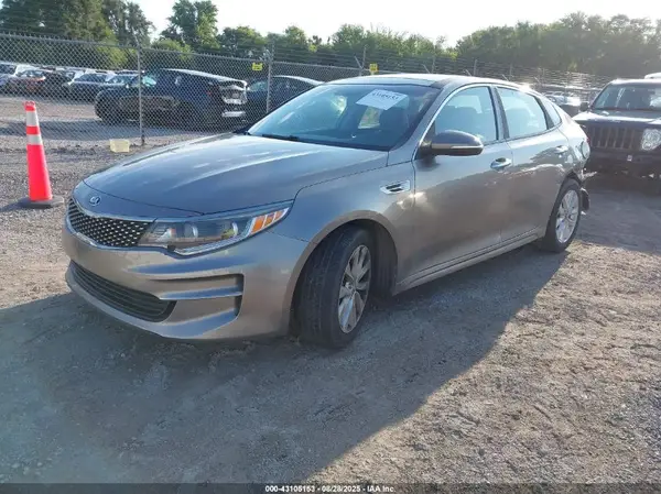5XXGU4L37GG004863 2016 KIA OPTIMA - Image 2