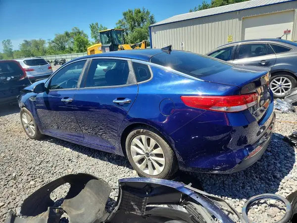 5XXGU4L37GG006581 2016 KIA OPTIMA - Image 2