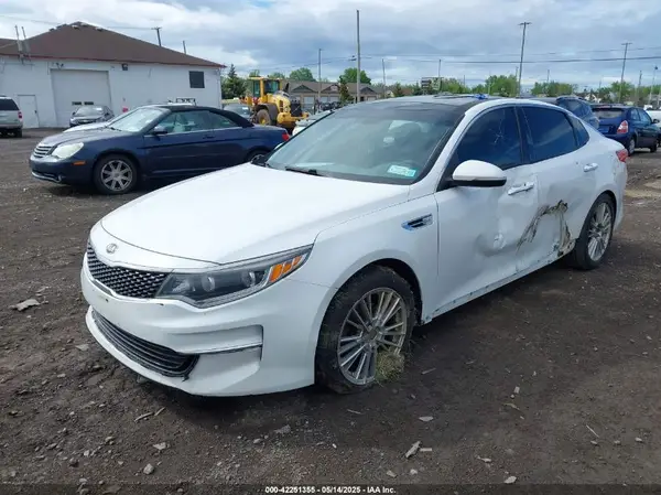 5XXGU4L37GG008427 2016 KIA OPTIMA - Image 2