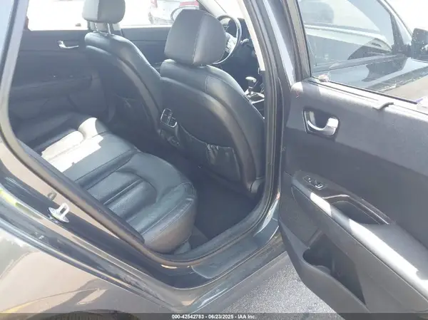 5XXGU4L37GG008718 2016 KIA OPTIMA - Image 8