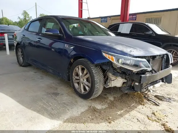 5XXGU4L37GG009741 2016 KIA OPTIMA - Image 1