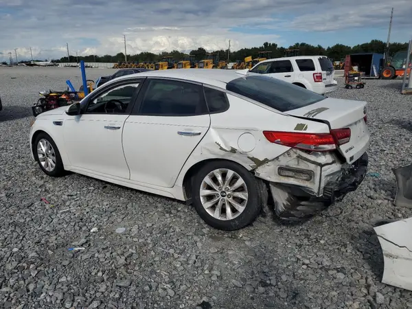 5XXGU4L37GG011747 2016 KIA OPTIMA - Image 2