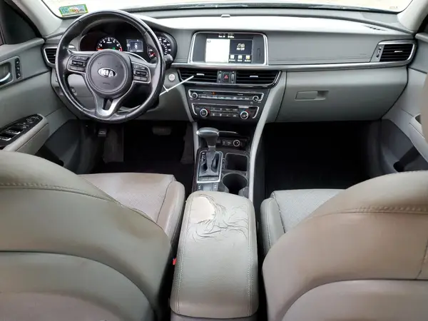 5XXGU4L37GG011957 2016 KIA OPTIMA - Image 8