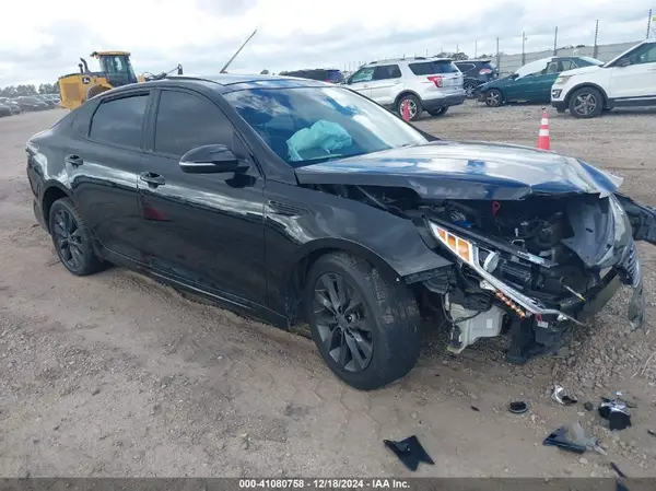 5XXGU4L37GG013305 2016 KIA OPTIMA - Image 1