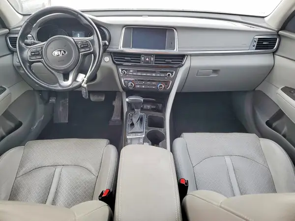 5XXGU4L37GG014275 2016 KIA OPTIMA - Image 8