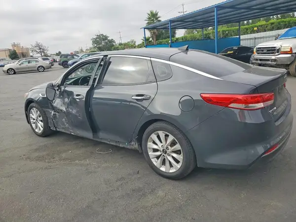5XXGU4L37GG028077 2016 KIA OPTIMA - Image 2