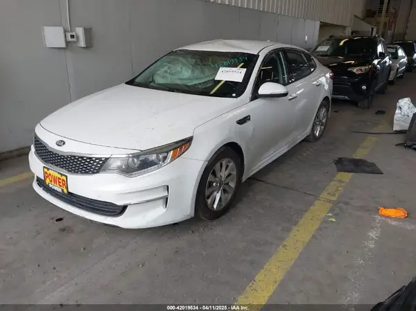 5XXGU4L37GG031948 2016 KIA OPTIMA - Image 2