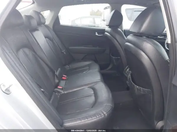 5XXGU4L37GG032775 2016 KIA OPTIMA - Image 8