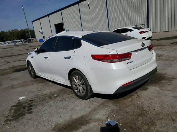 5XXGU4L37GG040438 2016 KIA OPTIMA - Image 2