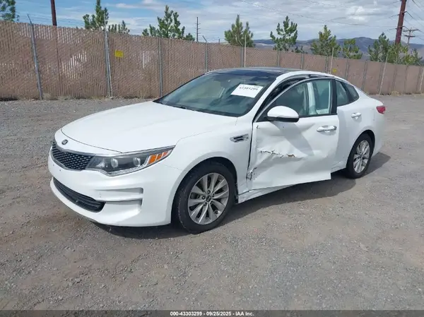 5XXGU4L37GG053805 2016 KIA OPTIMA - Image 2