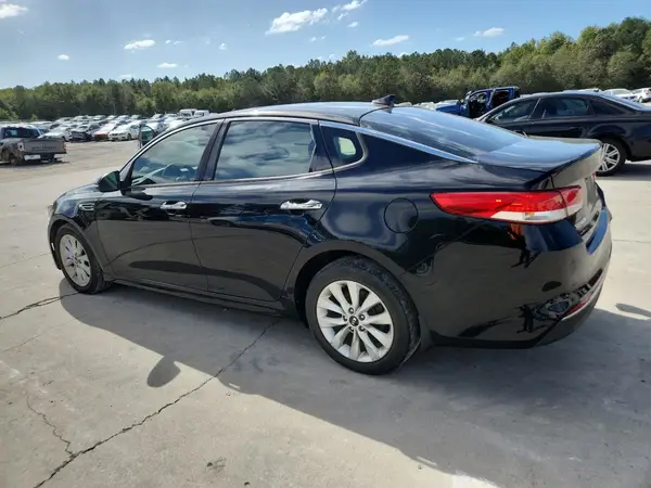 5XXGU4L37GG053867 2016 KIA OPTIMA - Image 2