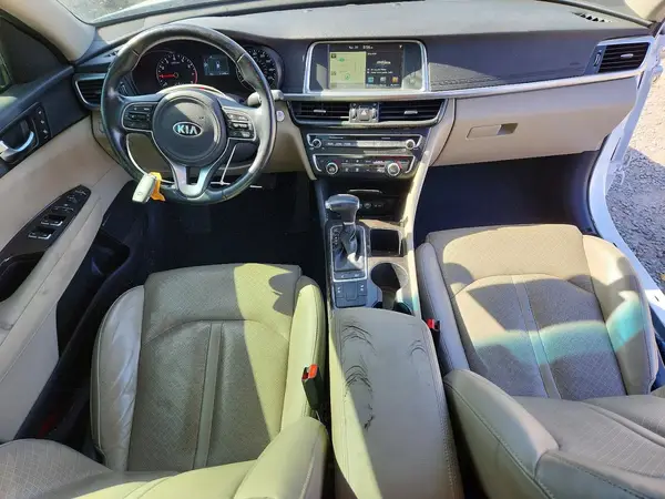 5XXGU4L37GG055490 2016 KIA OPTIMA - Image 8
